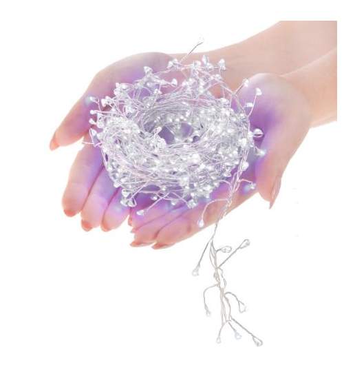 Instalatie luminoasa LED de Craciun, 100 led-uri, lumina alb rece, 3m, 3x baterii AA